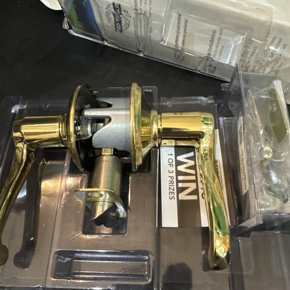Schlage Hall & Closet Door Lever Handle - Bright Brass Finish F10 Flair Lever